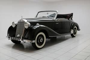 Noir Occasion 1952 Mercedes 170 Cabriolet | 121 950 € - Image 1/4
