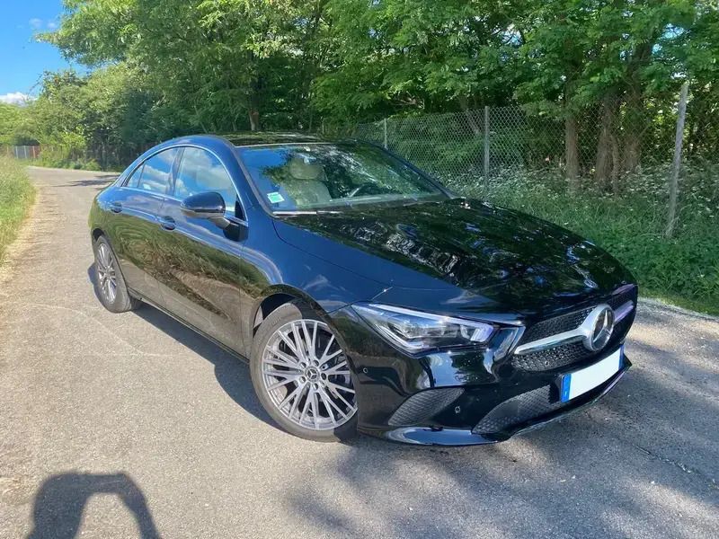 Noir Utilisé 2021 Mercedes CLA200 Progressive Coupé | 30 500 € (Bon prix) - Image 1/4