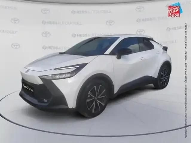 Blanc Utilisé 2025 Toyota C-HR Design SUV | 29 999 € - Image 1/4