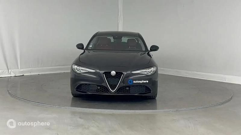 Image 2/4