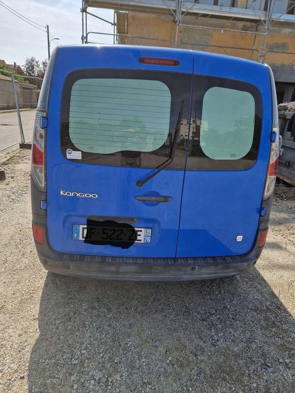 Image 4/4