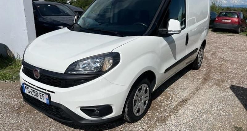 Blanc Utilisé 2019 Fiat Doblò Monospace | 9 990 € (Bon prix) - Image 1/4