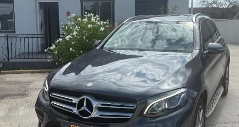 Gris Utilisé 2016 Mercedes GLC250 Sportline SUV | 23 989 € (Prix juste) - Image 1/4