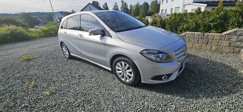 Occasion Mercedes B180 122 ch (89 kW) 2014 Monospace