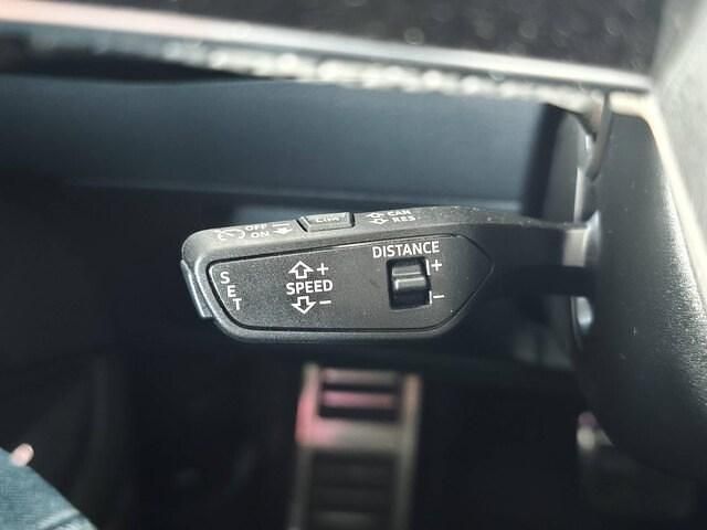 Occasion Audi Q8 e-tron S-Line 300 kW (408 ch) 2024 Bleu plasma métallisé SUV