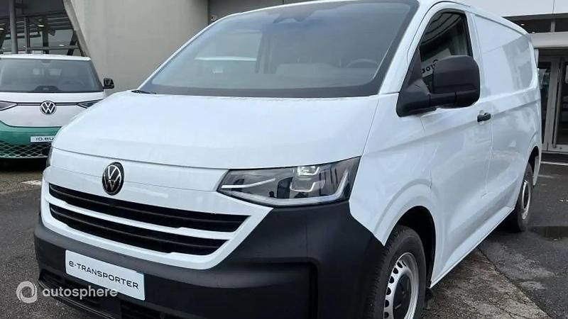 Blanc Nouvelle 2025 VW T6.1 Van | 46 900 € - Image 1/4