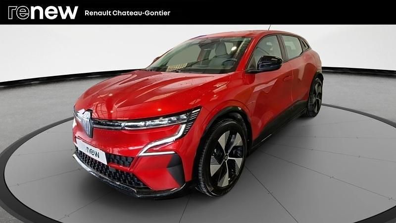 Rouge Occasion 2023 Renault Megane E-Tech Equilibre Berline | 21 990 € - Image 1/4