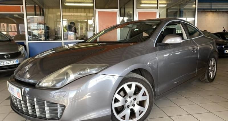 Utilisé 2010 Renault Laguna III Dynamique Berline | 6 990 € (Prix juste) - Image 1/4