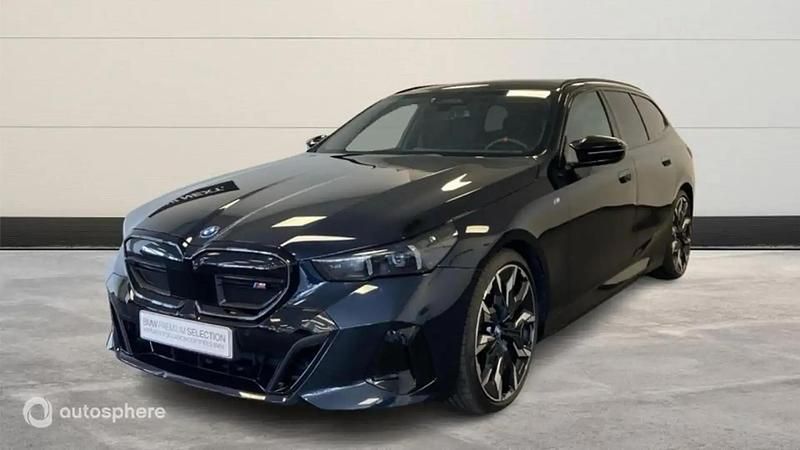 Utilisé 2024 BMW i5 Sport Line Berline | 81 999 € (Prix juste) - Image 1/4