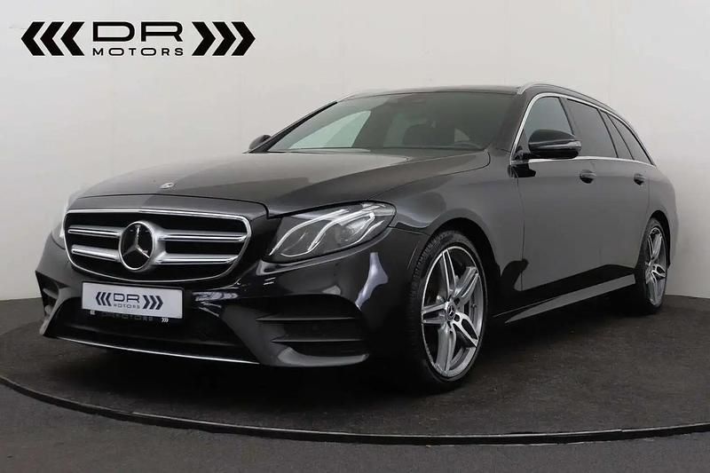 Noir Utilisé 2019 Mercedes E220 AMG line Break | 22 995 € (Prix juste) - Image 1/4