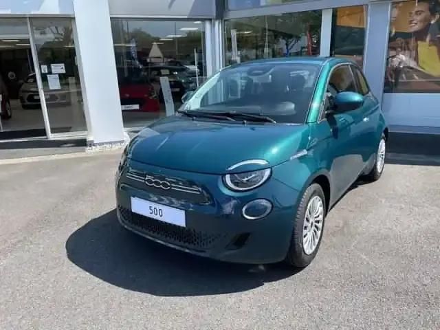 Occasion Fiat 500e 86 kW (118 ch) 2023 Ocean green métal Citadine