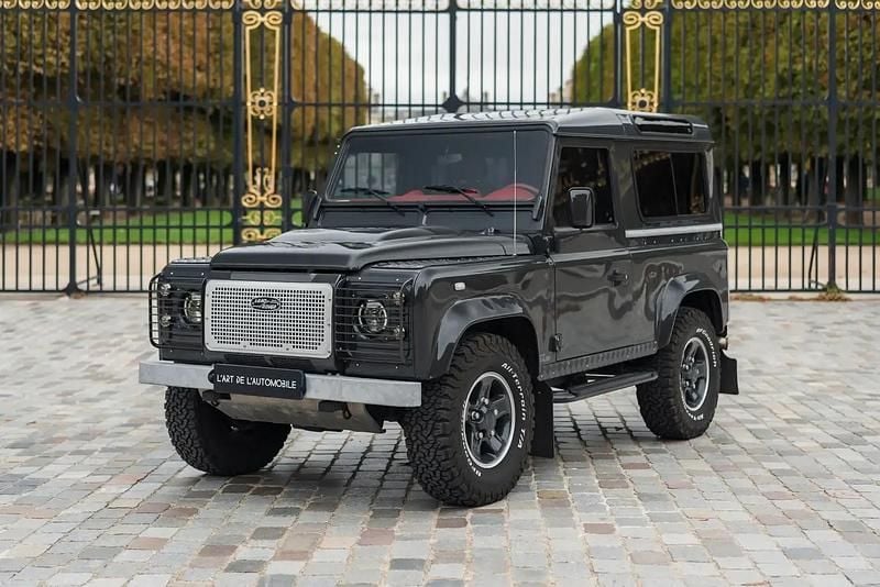 Gris Occasion 2016 Land Rover Defender SUV | 119 900 € - Image 1/4