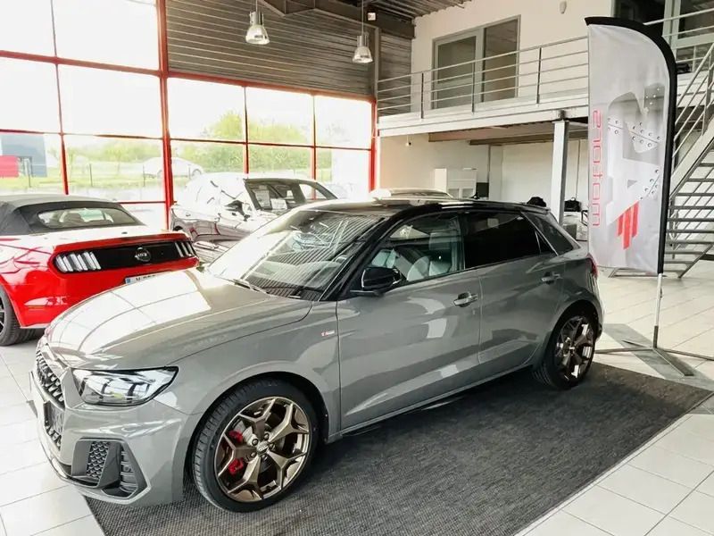 Gris Utilisé 2020 Audi A1 Edition .1 Citadine | 28 990 € - Image 1/4