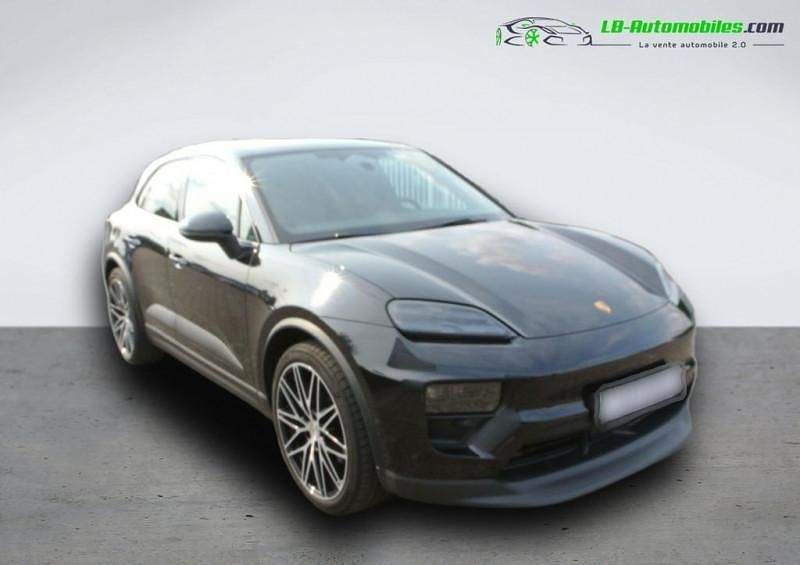 Utilisé 2025 Porsche Macan SUV | 101 100 € - Image 1/4