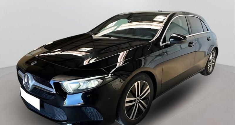 Noir Utilisé 2022 Mercedes A180 Business Berline | 25 490 € (Bon prix) - Image 1/4