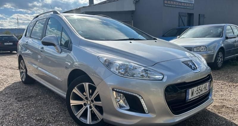 Argent Utilisé 2011 Peugeot 308 Active Berline | 5 999 € (Bon prix) - Image 1/4