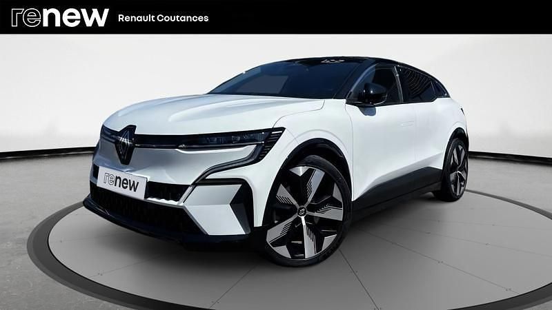 Blanc Utilisé 2024 Renault Mégane Techno Berline | 30 990 € (Prix assez cher) - Image 1/4