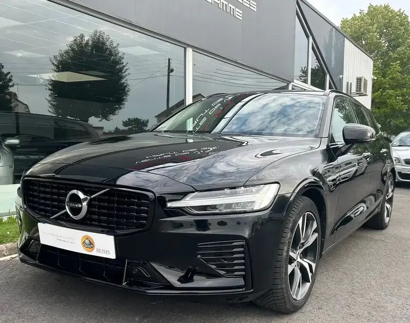 Noir Utilisé 2021 Volvo V60 R-Design Break | 37 900 € - Image 1/4