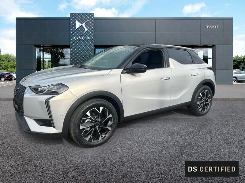 Noir Utilisé 2024 DS Automobiles DS3 Crossback E-Tense Rivoli SUV | 32 990 € (Prix cher) - Image 1/3