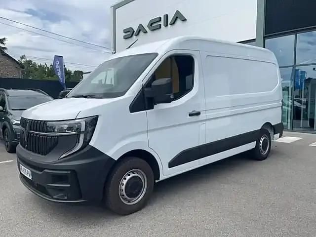 Blanc mineral Occasion 2025 Renault Master Berline | 55 000 € - Image 1/4