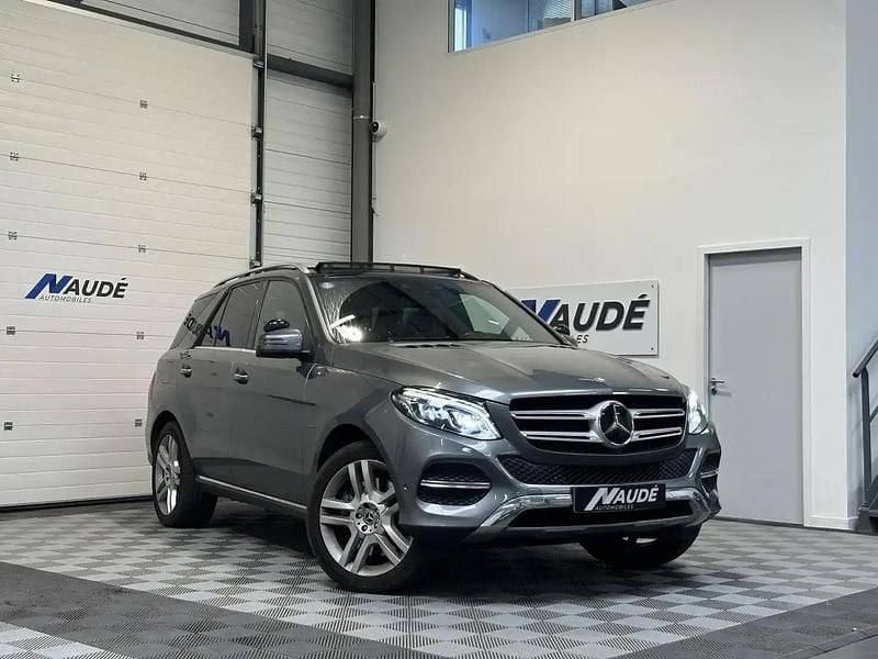 Gris Utilisé 2017 Mercedes E500 Berline | 28 490 € - Image 1/4