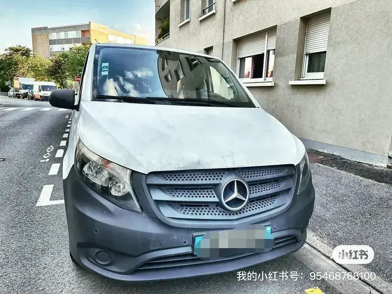 Blanc Utilisé 2017 Mercedes Vito Monospace | 18 000 € - Image 1/4