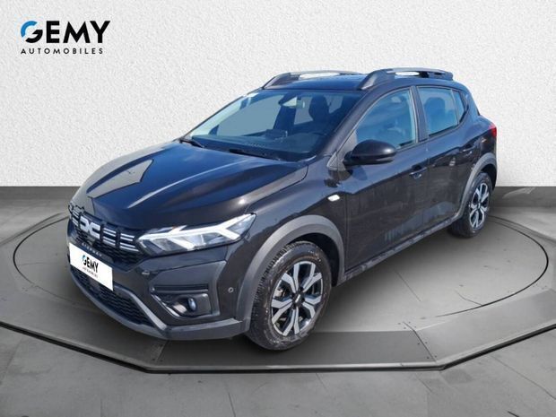 Noir Utilisé 2024 Dacia Sandero Expression Citadine | 16 990 € (Prix juste) - Image 1/4