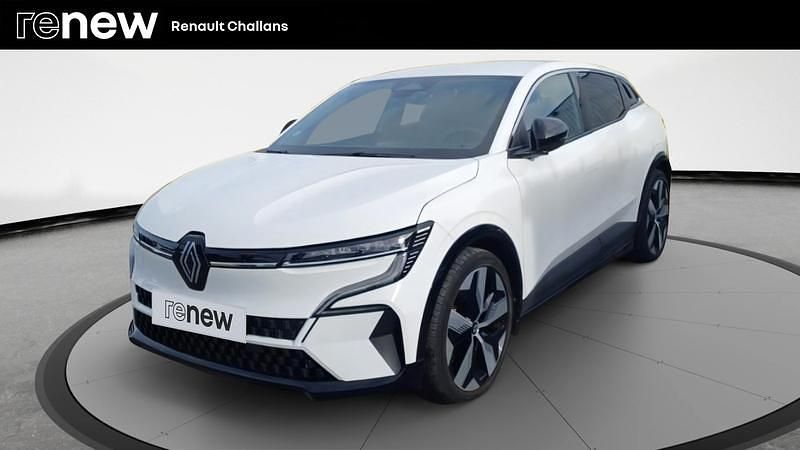 Blanc Occasion 2022 Renault Mégane Techno Berline | 24 890 € (Prix juste) - Image 1/4