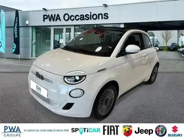 Ice white pastel Utilisé 2024 Fiat 500C Style Cabriolet | 29 890 € - Image 1/4