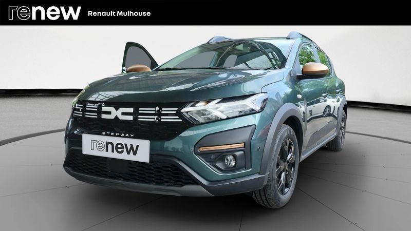 Vert Utilisé 2024 Dacia Sandero Extreme Citadine | 16 999 € (Prix juste) - Image 1/4