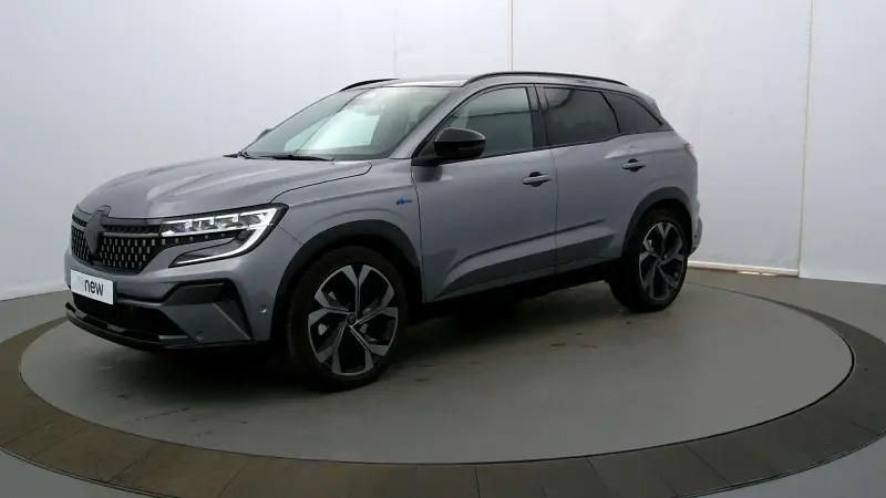 Gris Utilisé 2024 Renault Austral Iconic Esprit Alpine SUV | 36 490 € (Prix juste) - Image 1/4