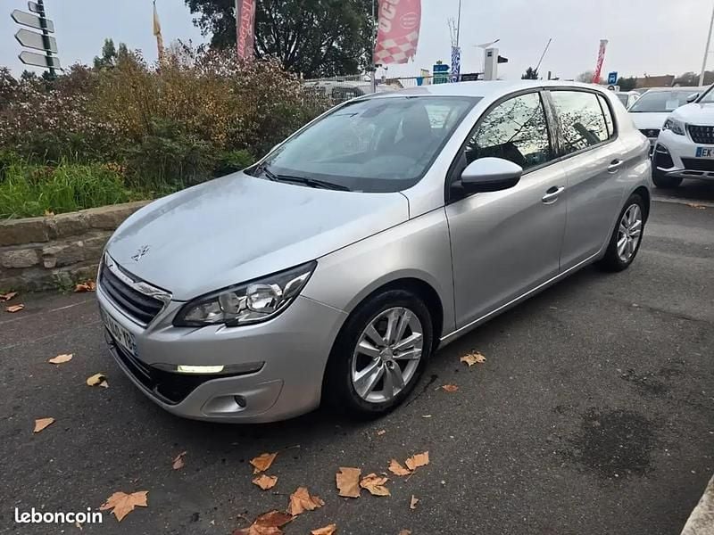 Occasion 2015 Peugeot 308 Berline | 6 990 € (Prix juste) - Image 1/4