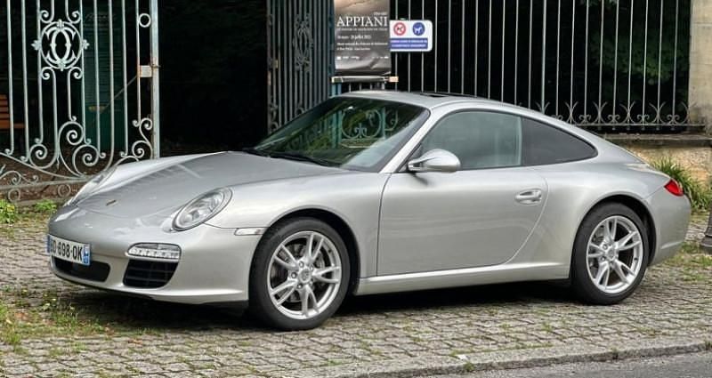 Gris Occasion 2008 Porsche 911 Carrera Coupé | 58 950 € (Prix juste) - Image 1/4