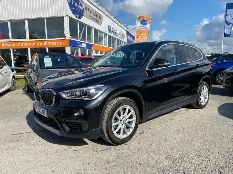 Noir Utilisé 2019 BMW X1 Sport Line SUV | 24 980 € (Prix juste) - Image 1/4