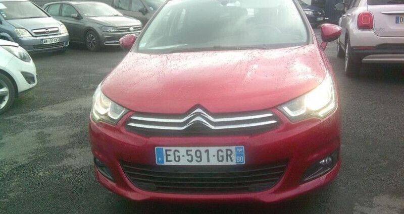 Rouge Utilisé 2016 Citroën C4 Live Berline | 9 290 € (Prix juste) - Image 1/4