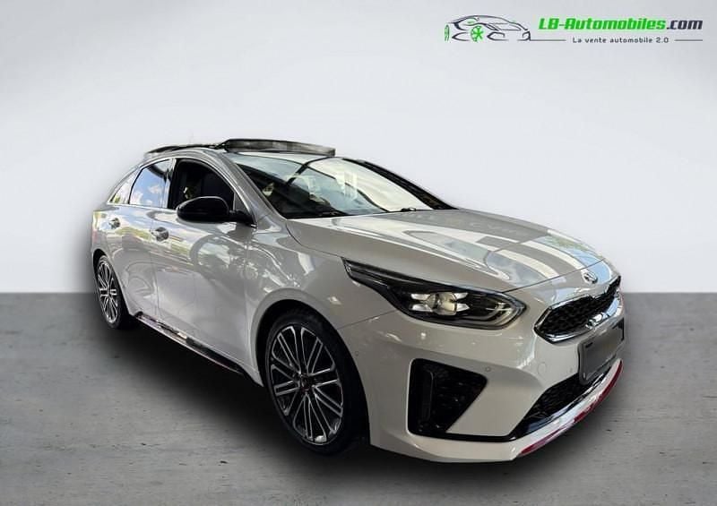 Utilisé 2019 Kia ProCeed 2 Citadine | 28 800 € (Prix juste) - Image 1/4