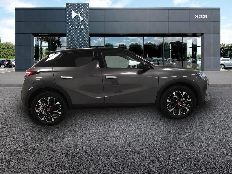 Nouvelle DS Automobiles DS3 131 ch (96 kW) 2025 Gris Citadine