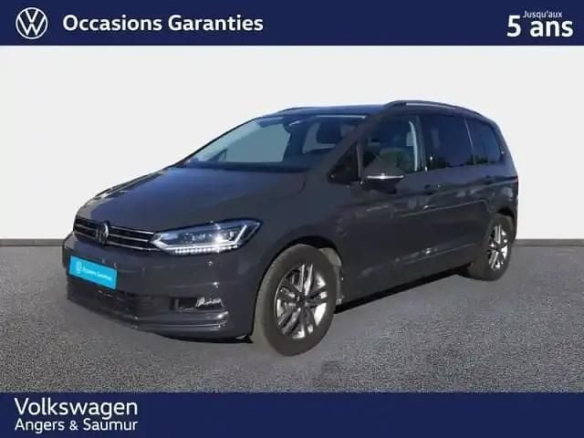 Gris Utilisé 2024 VW Touran Edition Monospace | 37 490 € (Prix juste) - Image 1/4