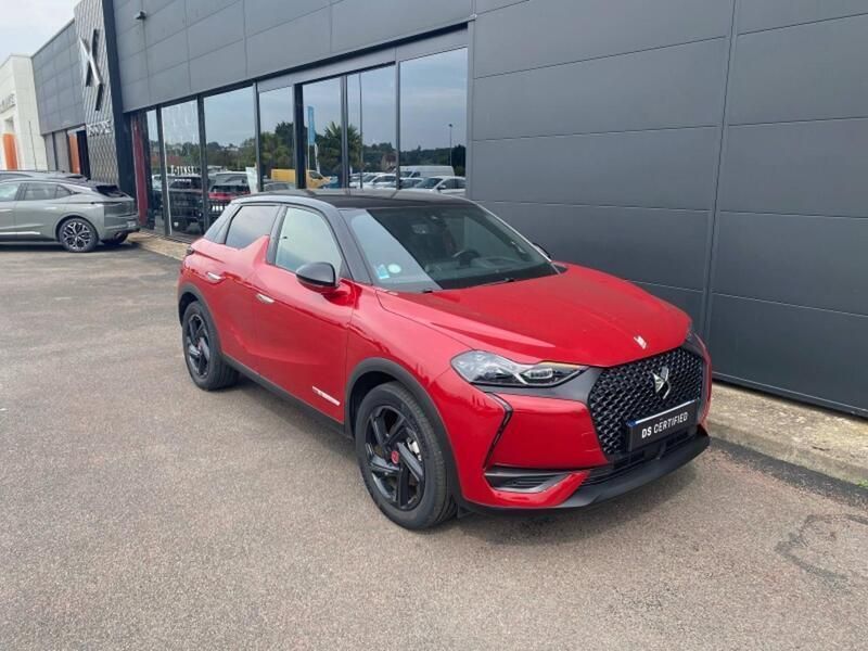 Rouge Utilisé 2021 DS Automobiles DS3 Crossback E-Tense Performance Line Plus SUV | 20 490 € (Prix assez cher) - Image 1/4