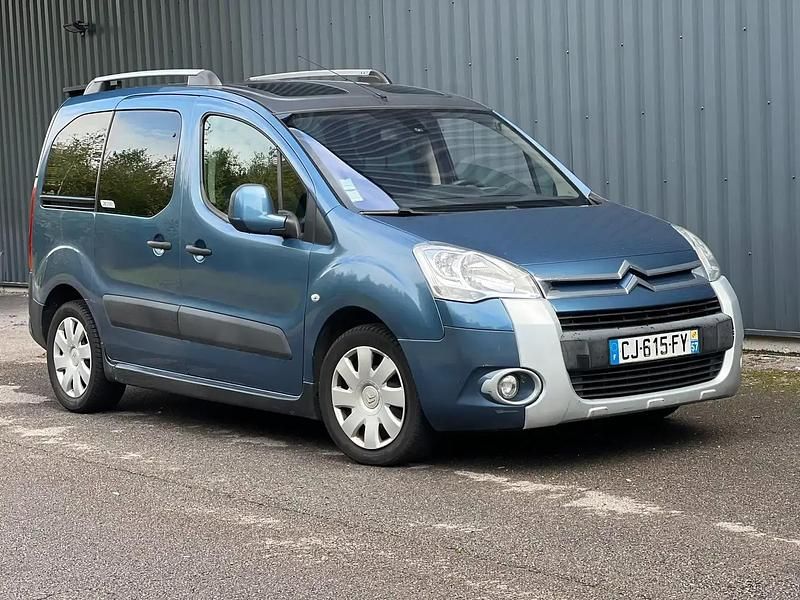 Utilisé 2010 Citroën Berlingo XTR Monospace | 4 990 € (Prix cher) - Image 1/4
