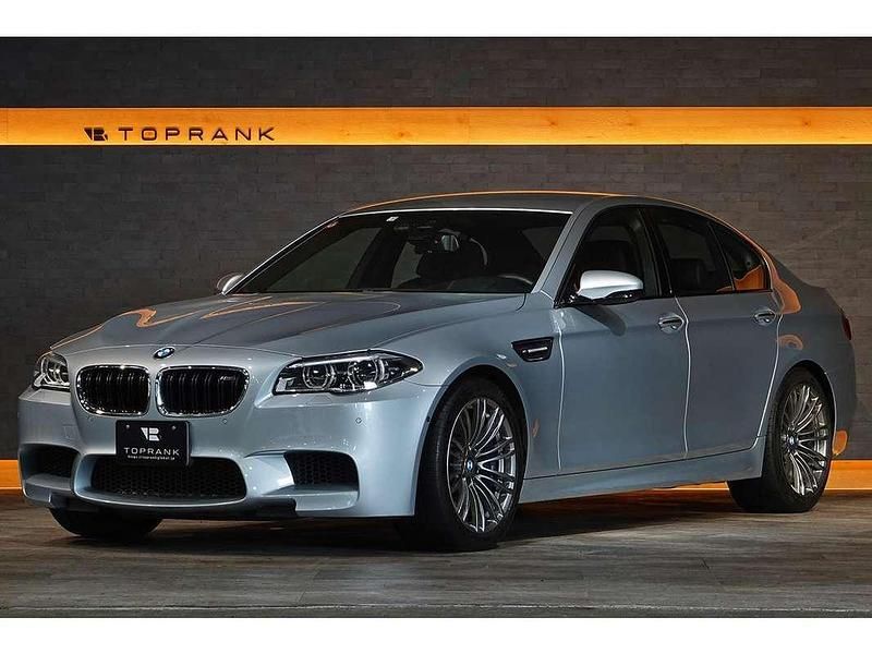 Occasion BMW M5 Sport Line 560 ch (411 kW) 2015 Gris Berline