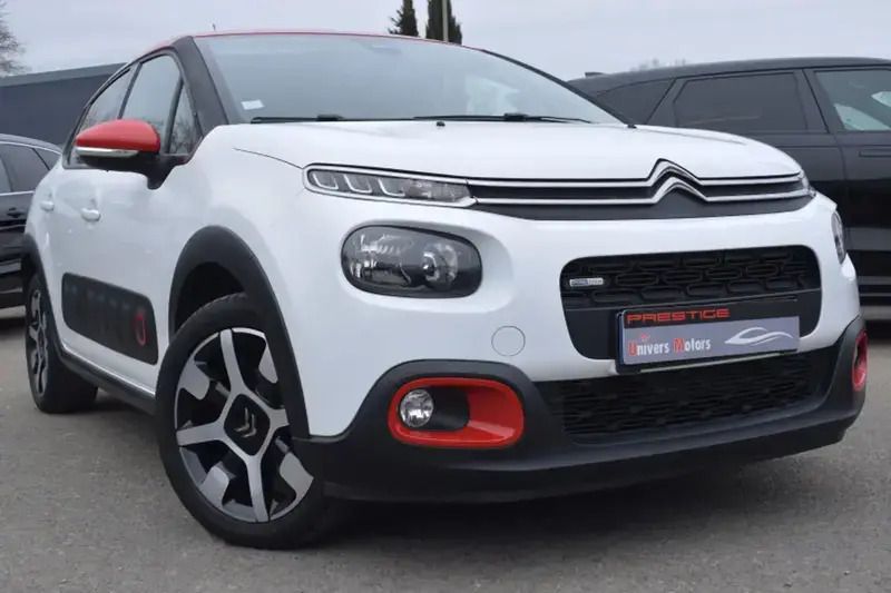 Blanc Utilisé 2017 Citroën C3 PureTech Citadine | 9 400 € (Prix cher) - Image 1/4
