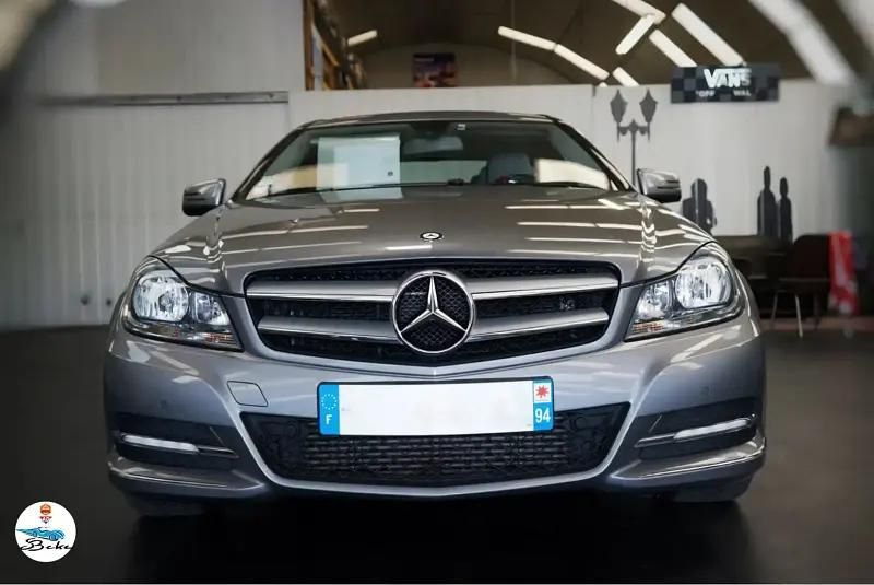 Gris Utilisé 2011 Mercedes 250 Coupé | 18 400 € (Prix cher) - Image 1/4