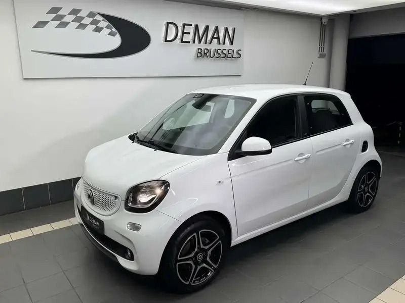 Blanc Utilisé 2019 Smart ForFour Passion Citadine | 14 900 € (Prix cher) - Image 1/4