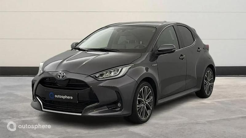 Utilisé 2021 Toyota Yaris Hybrid Berline | 18 990 € (Prix juste) - Image 1/4