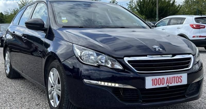 Utilisé 2016 Peugeot 308 Business-Line Berline | 6 990 € (Prix assez cher) - Image 1/4