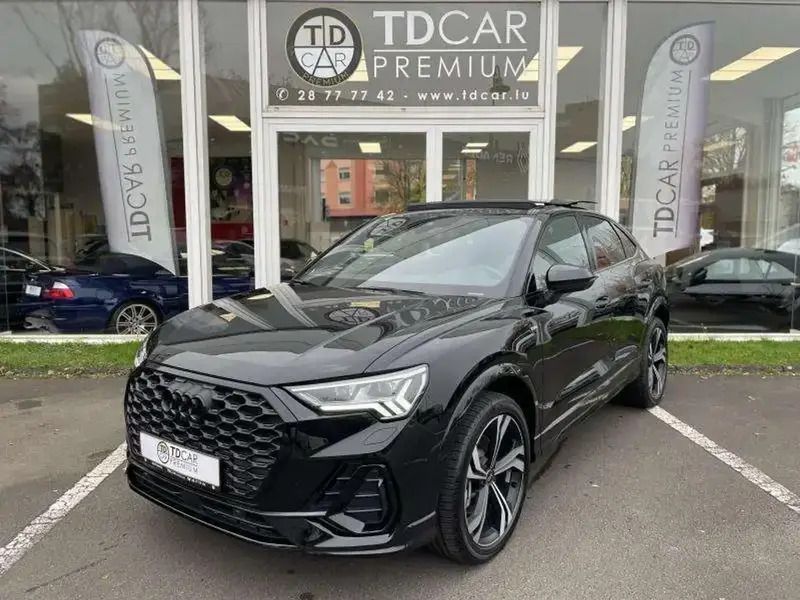 Noir Utilisé 2023 Audi Q3 Sportback S-Line SUV | 59 990 € - Image 1/4