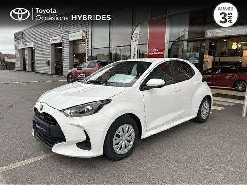 Utilisé 2023 Toyota Yaris Hybrid Berline | 19 290 € (Bon prix) - Image 1/1