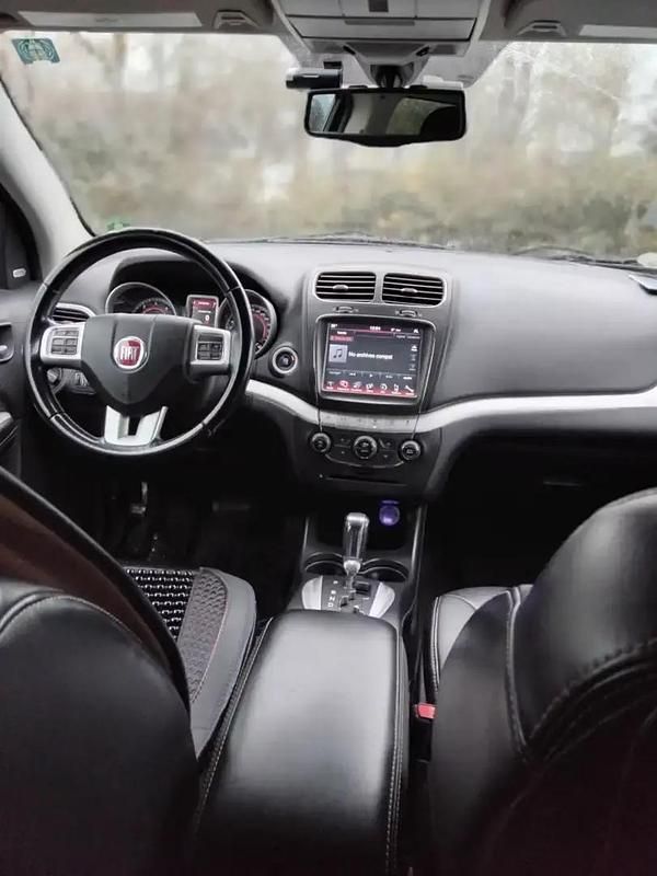 Occasion 2012 Fiat Freemont Urban SUV | 8 499 € - Image 1/4