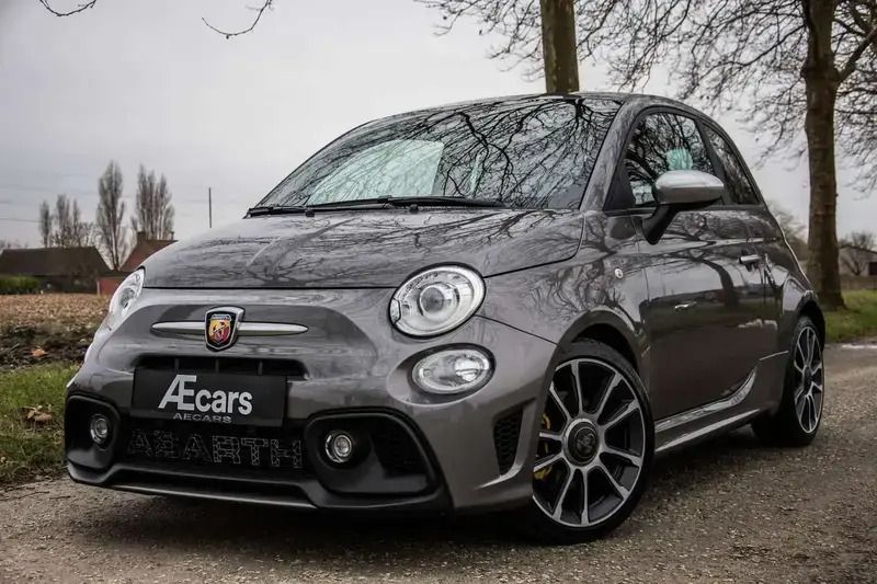 Gris Utilisé 2020 Abarth 595 70th Anniversary Citadine | 21 950 € (Prix assez cher) - Image 1/4